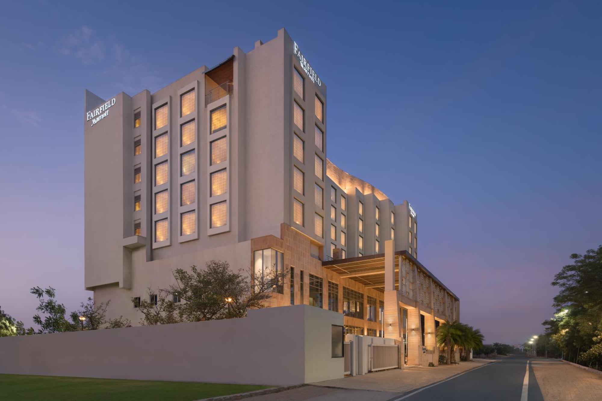Hotel Fairfield By Marriott Jodhpur à Jodhpur  Extérieur photo